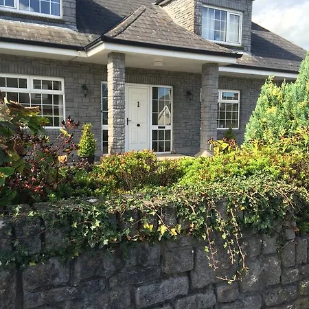 Bradstone House 3* Dundalk